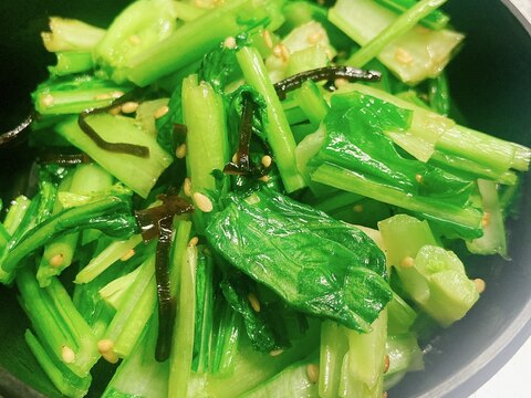 シャキッと美味しい☆かぶの葉の塩昆布炒め